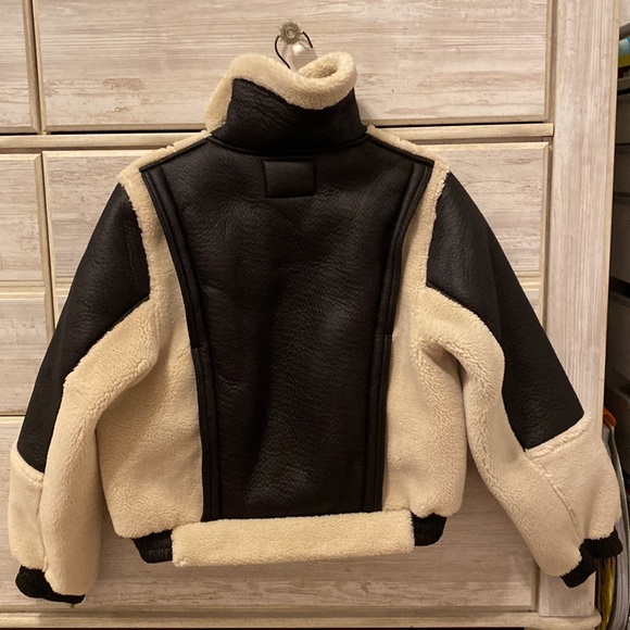 BLANK NYC Jacket - Picture 4 of 6